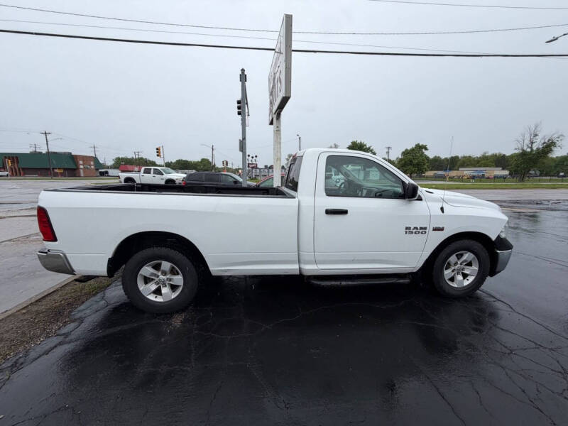 ram ram 1500 pickup 2016 3C6JR6DTXGG130401 image ram ram 1500 pickup 2016 3C6JR6DTXGG130401 image